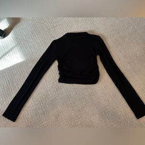 Commense Black Ruched Long Sleeve Cropped Top